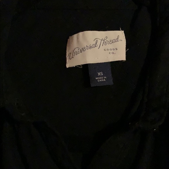 Universal Thread black button down - Picture 3 of 3